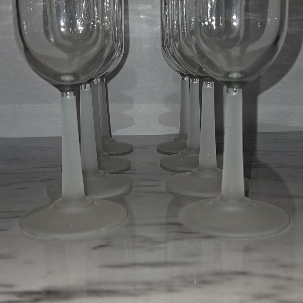 Vintage Frosted Stem Champagne Flute Glasses - Picture 3 of 7